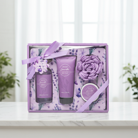 Vente directe d'usine, coffret cadeau de bain et de spa biologique de luxe parfumé à la lavande, contient gel douche, lotion pour le corps, gommage pour le corps pour femmes