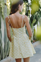 Fournisseur de vêtements de mode sur mesure, robe mini évasée à imprimé pois avec bretelles nouées, plissée, pour femmes, fabricant de vêtements en petites séries