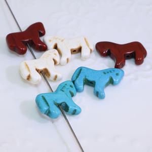 TB0872 perles <span class=keywords><strong>de</strong></span> pendentif en Turquoise sculpté, cheval <span class=keywords><strong>de</strong></span> marche du <span class=keywords><strong>sud</strong></span>-<span class=keywords><strong>ouest</strong></span> Animal Focal Charm pour la fabrication <span class=keywords><strong>de</strong></span> bijoux - Product Image 1