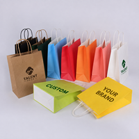 Sacs en papier kraft personnalisés de luxe pour cadeaux, sacs de shopping imprimés en blanc et brun avec logo personnalisé, vente en gros