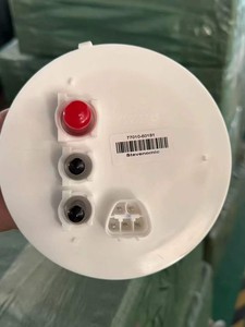 热销高品质 77010-60181 燃油泵 UC2J1335XA 适用于马自达 BT-50 2006- 和福特 Ranger 2.2 3,2 - Product Image 3