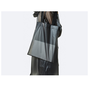 Sac fourre-tout en PVC mat imperméable semi-transparent avec poignée large en sangle, renforts bartack, style minimaliste, idéal pour la plage - Product Image 4