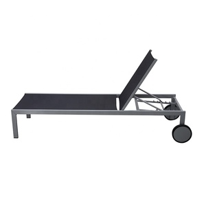 Chaise longue de <span class=keywords><strong>jardin</strong></span> moderne de <span class=keywords><strong>luxe</strong></span> noire, mobilier d'extérieur pour piscine et plage, chaise longue en aluminium avec roulettes - Product Image 2