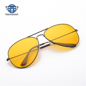 Moda <span class=keywords><strong>occhiali</strong></span> da sole gialli donna uomo visione notturna guida <span class=keywords><strong>occhiali</strong></span> da sole Driver Aviation <span class=keywords><strong>occhiali</strong></span> da sole UV400 - Product Image 4