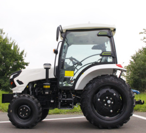 Équipement agricole TT1404 Tracteur à roues 4x4 pour grandes exploitations agricoles, labour intensif, châssis renforcé - Product Image 2