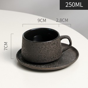 Tasse noire avec plateau, tasse à café en céramique, poterie vintage en argile - Product Image 5