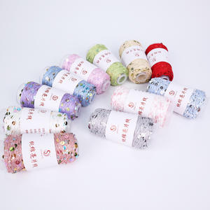 Silk Joy Blended Yarn Factory Vente en gros 3 + 6 bobines <span class=keywords><strong>de</strong></span> fil tricotées à la main avec <span class=keywords><strong>de</strong></span> grandes et petites paillettes Boule <span class=keywords><strong>de</strong></span> fil transfrontalière - Product Image 2