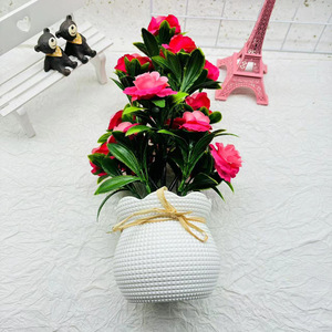 Plantas Artificiales Realistas <span class=keywords><strong>en</strong></span> Maceta, Mini Bonsái de Flores de Seda <span class=keywords><strong>en</strong></span> Macetas Blancas Decorativas para Decoración Romántica de Mesa de Hogar o Escritorio - Product Image 4