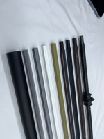 Manchon de balustre carré en fer couleur or pour tige carrée de 1/2 pouce