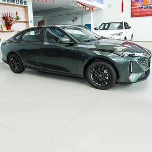 Ingrosso Changan <span class=keywords><strong>Lamore</strong></span> 2025 1.5T GDI 170hp L4 nuova Auto cinese Changan Yida 4 porte berlina 5 posti Changan Auto - Product Image 2