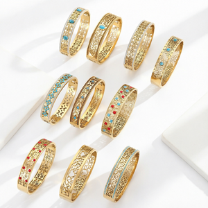 Bracelet en acier inoxydable filigrané avec turquoise, motif ajouré, bijoux bohèmes pour femme, cadeau, couleur or - Product Image 1