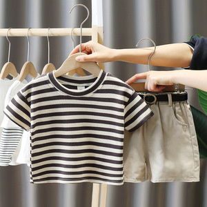 Nouvelles tenues d'été pour enfants à la mode, t-shirt à manches courtes et short, ensemble de vêtements décontractés rayés pour bébé garçon, 2 pièces - Product Image 3