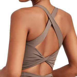 <span class=keywords><strong>Sujetador</strong></span> deportivo de talla grande para mujer, ligero, de alto soporte, con espalda cruzada, top corto cómodo con <span class=keywords><strong>almohadillas</strong></span> extraíbles para correr - Product Image 1