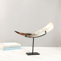 Sculpture géométrique minimaliste moderne en corne, faite à la main, ornement artistique pour salon, entrée, bureau, meuble TV, décoration intérieure