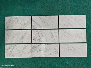 Carreaux de sol et de mur en marbre blanc de Carrare poli UnionStone, en promotion, pour salle de bain - Product Image 6