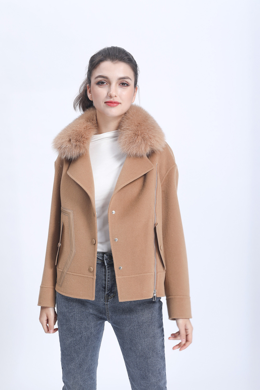 camel with fur collar