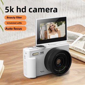Cámara digital HD 5K con pantalla abatible 3.0, enfoque automático y filtro de belleza para niños y estudiantes - Product Image 1