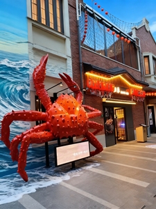 CS057 Oversized FRP Crab Sculpture Seafood Themed Ornament <b>for</b> Hotel Entrance Shopping Mall Promotion Event Art Installment - Product Image 2