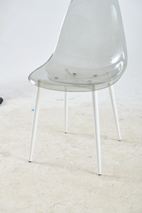 Chaises de salle à manger d'extérieur transparentes avec structure métallique pour restaurants et hôtels - Product Image 2