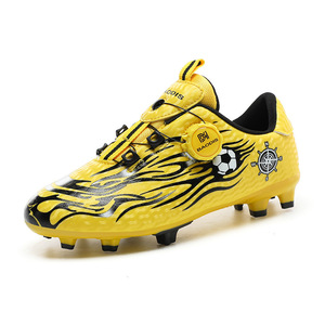 Chaussures de football pour enfants, tige synthétique, semelle extérieure en caoutchouc, doublure en mesh, semelle intermédiaire en EVA, pour entraînements et matchs en salle - Product Image 3