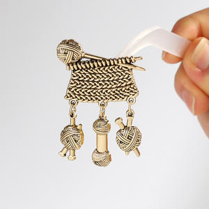 Broche Retro de Lana Tejida, Accesorio de Ropa, para Jeans, Traje con Cintura Ajustada, Insignia Metálica Decorativa - Product Image 1