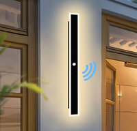 Applique murale extérieure avec détecteur de mouvement, lampe LED extérieure 110v220v IP65 résistante à l'eau, longue durée d'endurance