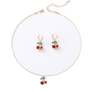Set di Gioielli con Collana e Orecchini a Forma di Ciliegia per Donne, Stile Estivo Dolce e Fruttato, Accessori alla Moda - Product Image 5