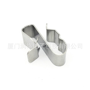 Clip de câble en acier inoxydable en forme de C pour la fixation des câbles photovoltaïques - Product Image 3