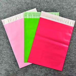 Embalaje de Plástico Biodegradable Personalizado para Envíos Postales, Logística, Mensajería y Ropa - Product Image 2