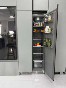 Réfrigérateur-congélateur à portes françaises en acier inoxydable sans givre, ventilation inférieure, design intégré à portes françaises - Product Image 5