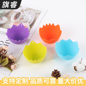 Silicone Egg Poacher Multi Color Solid Design Kitchen Egg Steamer For Poaching Eggs - Product Image 2