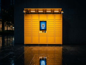 Boîte à <span class=keywords><strong>colis</strong></span> extérieure intelligente jaune 2026 avec auvent lumineux, bac de livraison sécurisé pour <span class=keywords><strong>colis</strong></span>, casier intelligent pour appartement - Product Image 1
