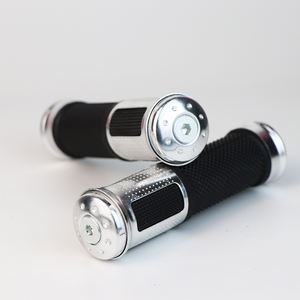 Poignées de <span class=keywords><strong>guidon</strong></span> de moto universelles classiques 7/8'' 22MM, poignées de moto pour KTM Honda Yamaha Suzuki Ducati - Product Image 5