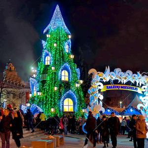 Árbol <span class=keywords><strong>de</strong></span> <span class=keywords><strong>Navidad</strong></span> gigante <span class=keywords><strong>de</strong></span> 3m30m, luz led, 11m, 10m, gran gigante, árbol <span class=keywords><strong>de</strong></span> <span class=keywords><strong>Navidad</strong></span> <span class=keywords><strong>de</strong></span> PVC con adornos <span class=keywords><strong>de</strong></span> estrellas, venta al por mayor - Product Image 2