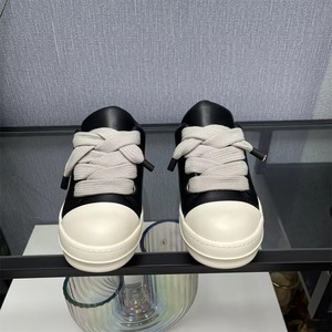 Zapatillas de Lujo de Diseñador Owens con Cordones, Suela Gruesa, Estilo Court, Unisex, Planas, de Cuero Genuino, con Entresuela de Piel de Oveja y Rayas - Product Image 3