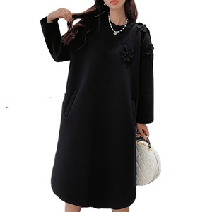 2022 nuovo arrivo <span class=keywords><strong>felpa</strong></span> con girocollo a fiori oversize con tasche lunghi Midi donna Pullover abiti con cappuccio - Product Image 1