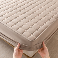 Drap-housse souple de remplissage en polyester de couleur unie personnalisé Drap-housse doux et facile à nettoyer