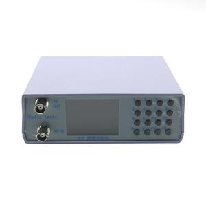 Analyseur double bande U/V VHF avec source de suivi 136-173 MHz et 400-470 MHz - Product Image 4