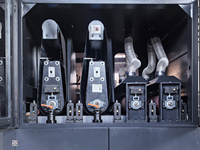 Machine de ponçage et de polissage à bande large de 630-1600 mm pour l'élimination des bavures sur les tôles d'acier inoxydable, d'aluminium, de cuivre et d'acier au carbone
