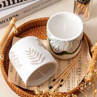 Bougie parfumée en cire de soja avec motif personnalisé européen, finition mate, décoration d'intérieur, récipient en céramique vide pour bougie