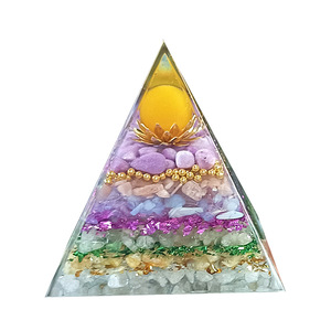 คริสตัลเพบเบิลพีระมิดเรซิ่นอีพ็อกซี่งานฝีมือประดับตกแต่งโต๊ะทำงานตกแต่งบ้านสำนักงานดอกบัวสีเหลืองเจดีย์ 7 ชั้น - Product Image 5