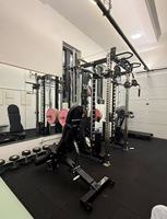 Rack de musculation multifonctionnel 3-en-1 de qualité supérieure, robuste et réglable, avec machine Smith