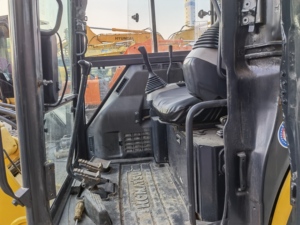 <b>Earth</b> <b>Moving</b> <b>Machinery</b> Small Mini Excavator komatsu Pc55 Crawler Excavator for Sale - Product Image 6