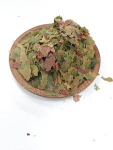 อาหารปลาแบบเกล็ดสามสี เหมาะสำหรับเพิ่มสีสันและส่<span class=keywords><strong>ง</strong></span>เสริมการเจริญเติบโตของปลาเขตร้อน - Product Image 3