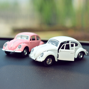 Cute Car Model Car Interior Decoration Dashboard Center <span class=keywords><strong>Auto</strong></span> profumo Vintage Car Models <span class=keywords><strong>accessori</strong></span> giocattolo - Product Image 6