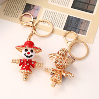 En gros, Porte-clés Épouvantail en Alliage avec Strass et Émail, Pendentif Figurine de Dessin Animé Mignonne Incrusté de Cristal, Breloque de Sac, Porte-clés pour Voiture et Sac à Dos
