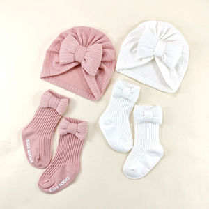 Wholesale Skin Friendly Newborn Cap <strong>Socks</strong> Headband <strong>Set</strong> Baby Beanie With Bow Knitted Headwrap Infant Gift <strong>Set</strong> for Boy Girl - Product Image 2