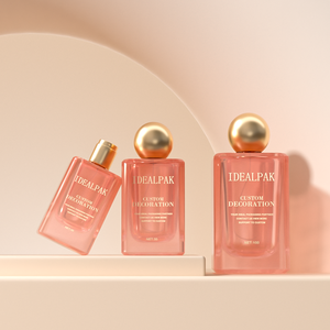 Commercio all'ingrosso <span class=keywords><strong>rosa</strong></span> quadrato 30ml 50ml 100ml bottiglia di vetro Spray per profumo di alta qualità chiaro smerigliato bottiglia di vetro con coperchio in oro - Product Image 1