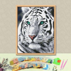 Kit de Pintura de Diamantes Tigre Blanco, Taladro Redondo, Arte Impreso con Marco, Forma Rectangular, Decoración de Pared DIY con Diseño de Animales - Product Image 1