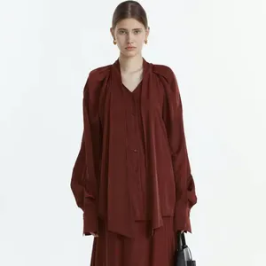 Оптовая продажа, плиссированная блузка с длинным рукавом, женская новая шифоновая Модная Повседневная рубашка с V-образным вырезом для женщин
